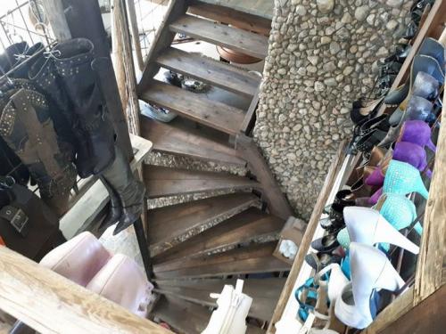 Как женщине построить ДОМ своими руками. Мать-одиночка своими руками построила ДОМ с нуля 