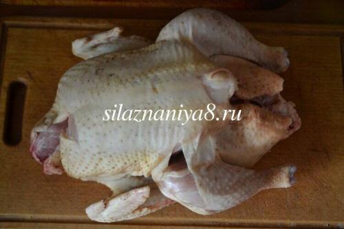 Как запечь курицу целиком в духовке. Как приготовить курицу целиком с хрустящей корочкой в духовке 25