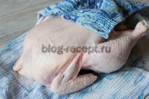 Курица с хрустящей корочкой в фольге. Курица в духовке в фольге