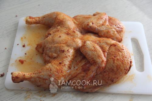 Курица в фольге целиком. Простой рецепт курицы запеченной целиком в фольге 28 Курица в фольге целиком. Простой рецепт курицы запеченной целиком в фольге 28