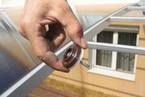 Как крепить поликарбонат к деревянному каркасу. Деревянная теплица из поликарбоната – наиболее распространенный и востребованный вид 01 Как крепить поликарбонат к деревянному каркасу. Деревянная теплица из поликарбоната – наиболее распространенный и востребованный вид 01