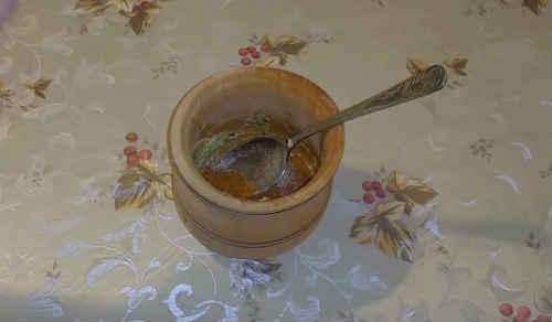 Курица на бутылке в духовке с картошкой. Курица на бутылке в духовке — пошаговый рецепт с хрустящей корочкой