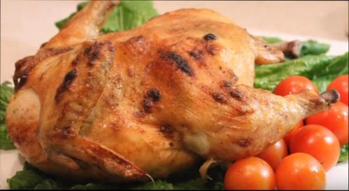 Курица в духовке с корочкой в фольге. Курица в фольге целиком запеченная в духовке – рецепты с золотистой корочкой