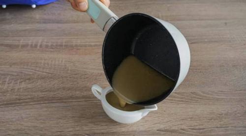 Как запечь курицу в фольге целиком с корочкой. Курица, запеченная целиком в фольге