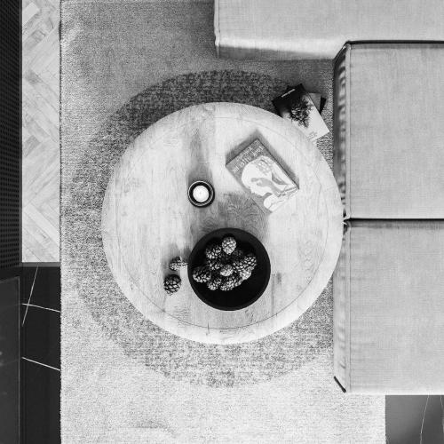 Дизайн квартиры в бело серых тонах. Почему серый цвет в интерьере так популярен