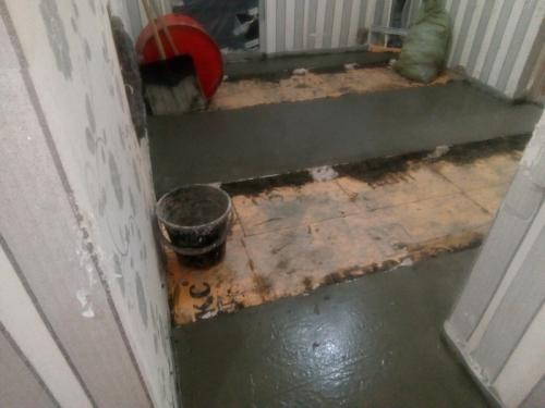 Как сделать стяжку пола своими руками поэтапно. Стяжка пола в квартире своими руками