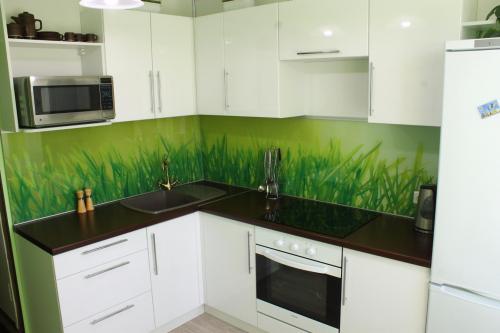 Теплые цвета стен для кухни. Выбираем цвет кухонного гарнитура