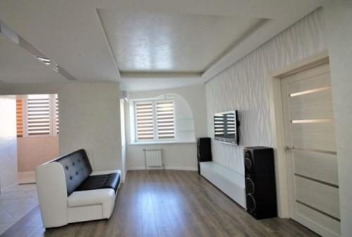 Гостиная в современном стиле в светлых тонах. Цветовые решения и декор светлой гостиной 21