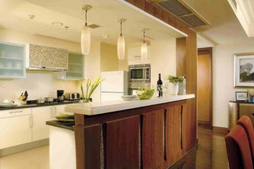 Кухонный гарнитур в однокомнатной квартире. Дизайн кухни в однокомнатной квартире (100 фото)