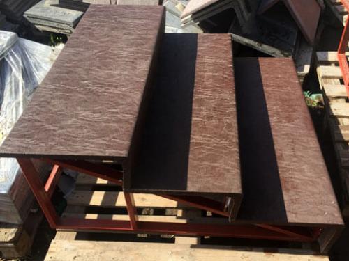 Металлическая лестница на крыльцо: современный и практичный выбор 32