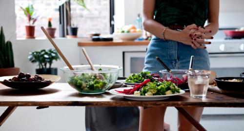 Как выбрать идеальный размер обеденного стола на 8 персон 07