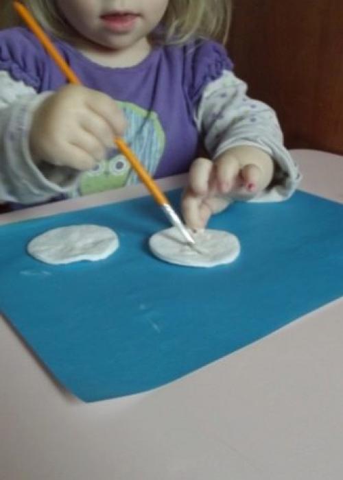 Поделки для самых маленьких. Виды материалов для поделок с малышами 18