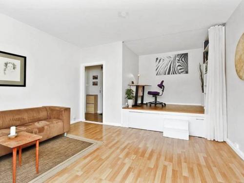 Однокомнатная квартира с нишей расстановка мебели. Интерьер комнаты с нишей