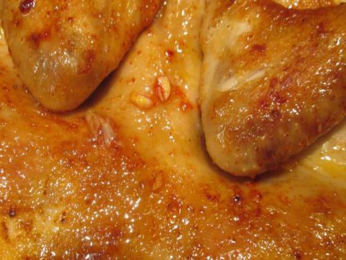 Рецепт курицы в духовке целиком с корочкой. Курица с хрустящей корочкой запеченная целиком в духовке