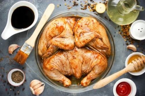 Курица целиком в духовке маринад. Маринад для курицы в духовке: 15 самых вкусных рецептов