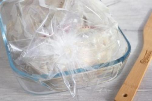 Курица запеченная целиком в рукаве в духовке. Курица в духовке целиком в рукаве
