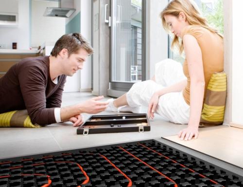 В чем основные отличия между водяным и электрическим теплым полом. Электрический теплый пол или водяной: сравнение