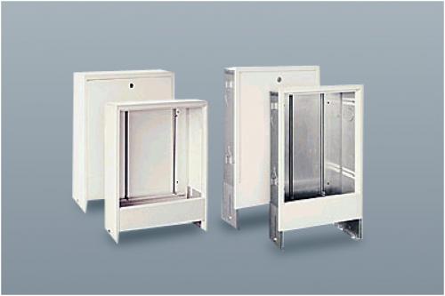 Какие затраты связаны с установкой водяного теплого пола под стяжку. Установка коллектора и смесительного узла с насосом