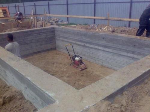 Ремонт бетонных фундаментов. 