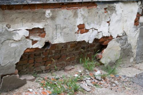 Как укрепить угол дома. Почему происходит разрушение?