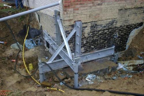 Просадка фундамента дома. Почему проседает фундамент загородного дома