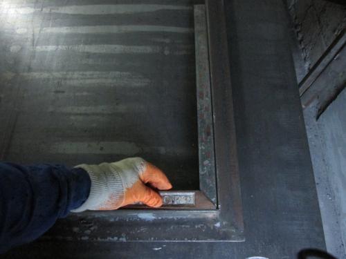 Как измерить и разрезать металл для изготовления приставной металлической двери. Изготовление классической двери из металла