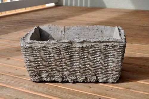 Большие горшки для цветов из цемента своими руками. Бетонные уличные вазоны для цветов: основной материал