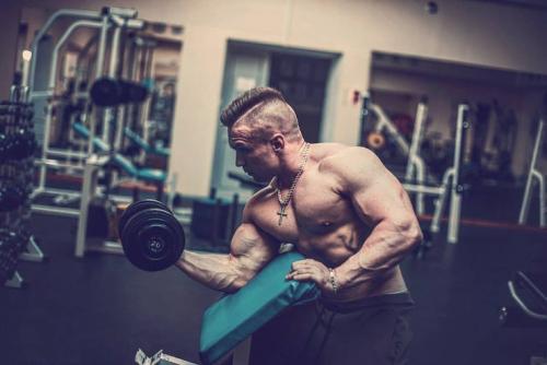 Какие основные этапы ремонта старого деревянного дома. От редакции