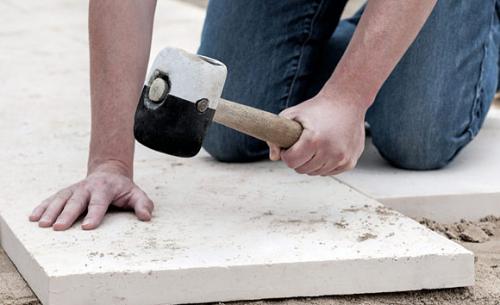 Отделка ступеней крыльца своими руками. Укладка плитки на ступени крыльца своими руками — подробная информация