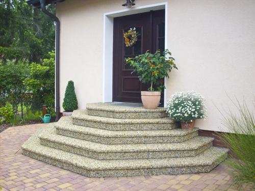 Бетонное крыльцо своими руками. Проектирование и расчеты