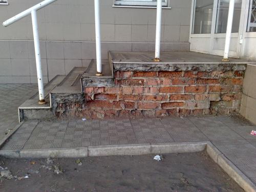 Подушка под крыльцо. Порог на плавающей основе-ленте