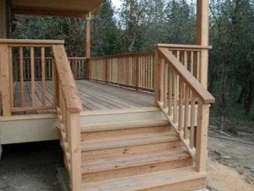 Деревянное крыльцо к дому своими руками. Полезные советы 04