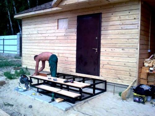 Крыльцо из металла своими руками. Устройство крыльца из металла