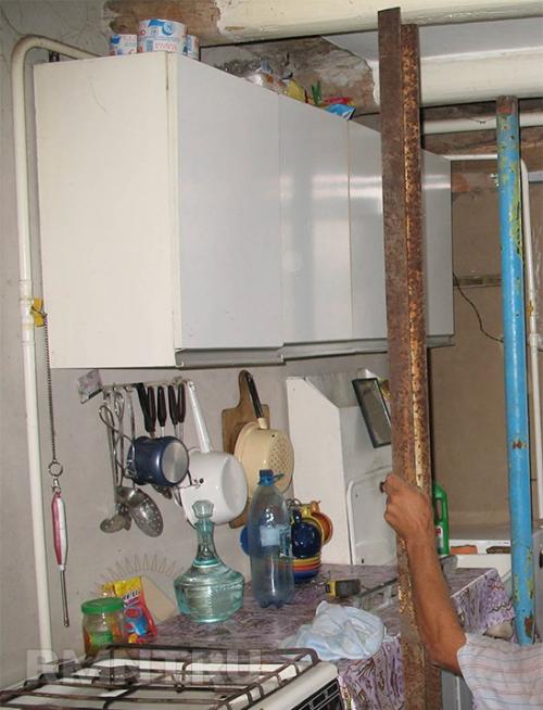 Какие изменения могут потребоваться в конструкции стен при увеличении высоты потолка без разбирания крыши. Как поднять крышу дома для увеличения высоты потолков