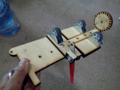 Нарезка пластиковых бутылок. Приспособления для нарезки бутылок: как быстро и просто нарезать пластиковые ленты из бутылок (100 фото и видео)