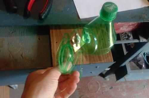 Нарезка пластиковых бутылок. Приспособления для нарезки бутылок: как быстро и просто нарезать пластиковые ленты из бутылок (100 фото и видео)