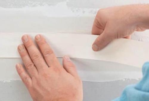 Шпаклевка потолка из гипсокартона под обои. Шпаклевка гипсокартона под обои: как правильно зашпаклевать стыки и швы своими руками