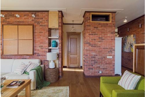 Легкий интерьер в светлых тонах и такие же полки. Преимущества мебели светлых тонов 16 Легкий интерьер в светлых тонах и такие же полки. Преимущества мебели светлых тонов 16