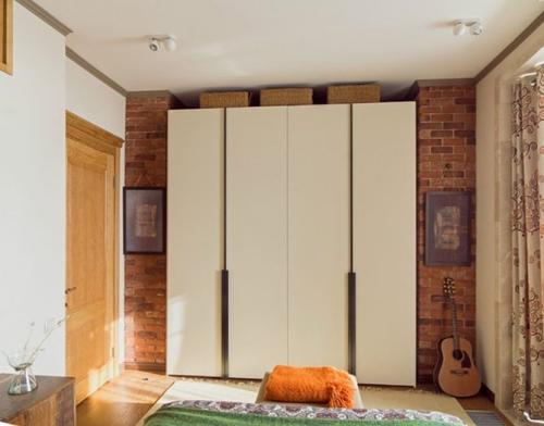 Легкий интерьер в светлых тонах и такие же полки. Преимущества мебели светлых тонов 19 Легкий интерьер в светлых тонах и такие же полки. Преимущества мебели светлых тонов 19