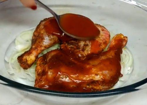 Как вкусно пожарить окорочка в духовке. Куриные окорочка в духовке. 9 способов очень вкусно запечь курицу