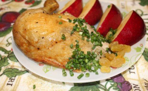 Курица на соли с чесноком. Курица с хрустящей корочкой, запеченная целиком на соли в духовке: секреты приготовления сочной курицы