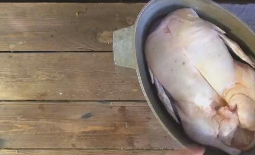 Утка целиком с хрустящей корочкой в духовке. Рецепт утки запеченной в духовке