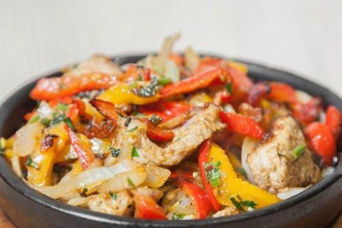 Как сделать хрустящую корочку у курицы на сковороде. 20 рецептов, как вкусно приготовить курицу на сковороде