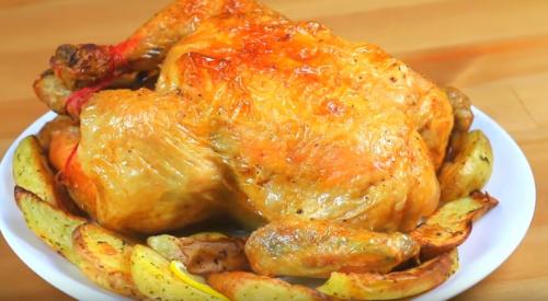 Как приготовить курочку в духовке с хрустящей корочкой. Курица в духовке целиком с хрустящей корочкой — 8 самых вкусных рецептов
