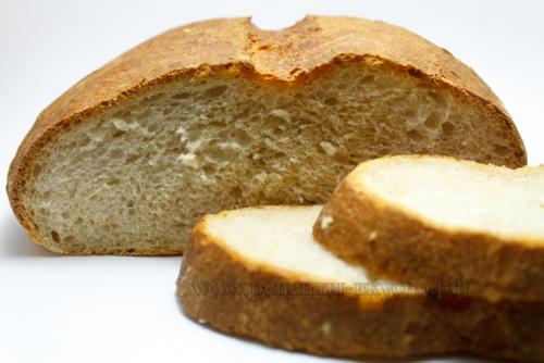 Мягкий, пористый хлеб с хрустящей корочкой. Хлеб домашний (о хлебной корочке)
