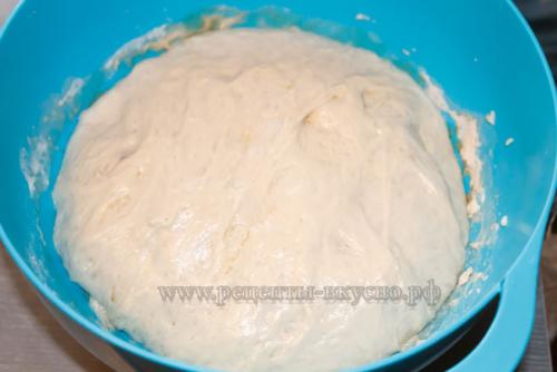 Мягкий, пористый хлеб с хрустящей корочкой. Хлеб домашний (о хлебной корочке)