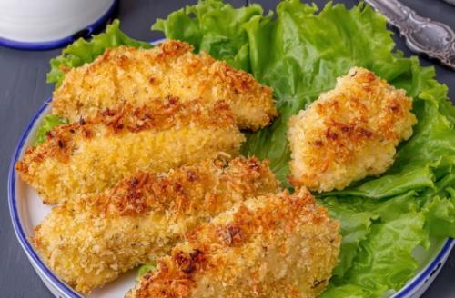 Из чего сделать хрустящую панировку. Панировка для курицы. Как сделать, как в KFC из овсяных хлопьев, муки, яиц, сухарей