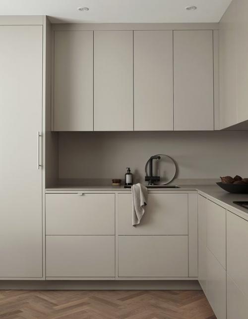 Кухня бежевая матовая. Преимущества и недостатки бежевого цвета на кухне