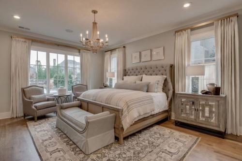 Бежевые обои в зал. Бежевые обои для стен: современный дизайн, варианты комбинирования и сочетания в интерьере (110 фото)