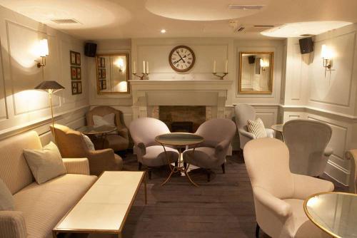 Сочетание бежевого цвета в интерьере. Бежевый цвет и его сочетания в интерьере